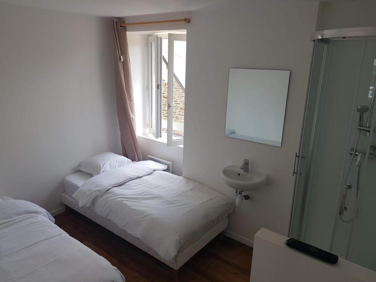 Chambres / Bedroom Pleine-Fougères Екстериор снимка